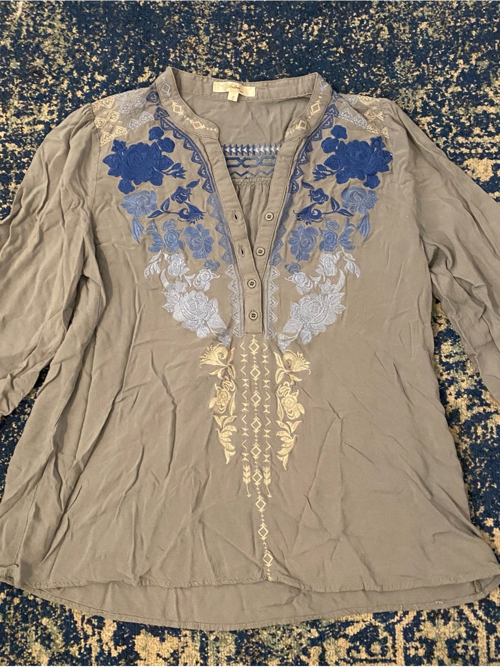 Andree By Unit Embroidered Floral Henley Top - Blue Gray - Size S